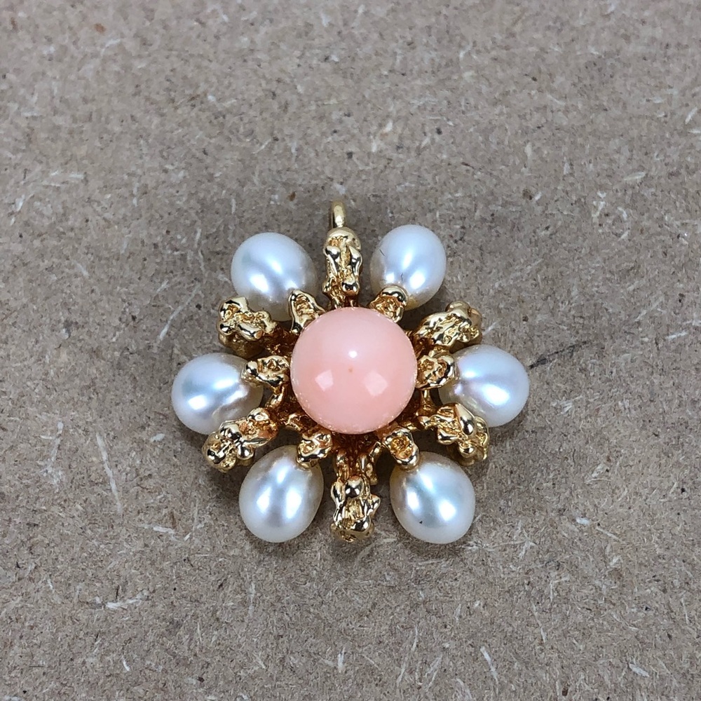 14k Yellow Gold Pink Orange Coral White Pearl Cluster Pendant.